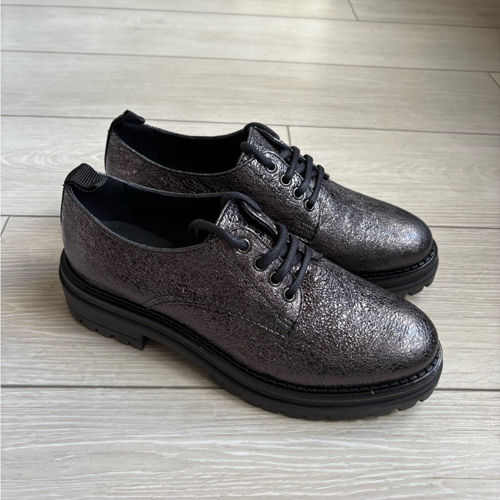 NWT M. Gemi Lara Lug Sole Oxfords Gunmetal Metallic Leather 40 / US 9